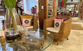 Casa Jaguar Hotel & Boutique